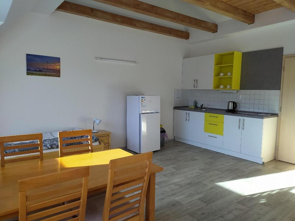 Apartmány Dalov Šternberk Kültér fotó